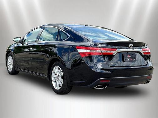 Attitude Black 2015 Toyota Avalon XLE Premium