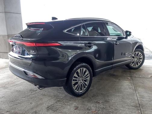 2022 Toyota Venza XLE