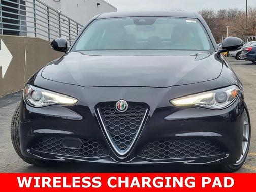 2021 Alfa Romeo Giulia Base