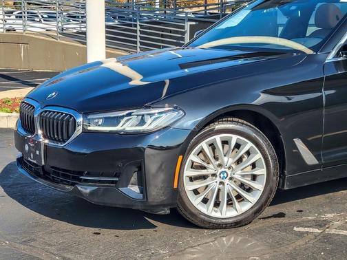 2022 BMW 530 i xDrive