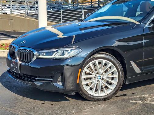 2022 BMW 530 i xDrive