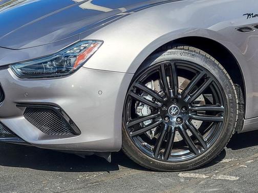 2022 Maserati Ghibli Modena