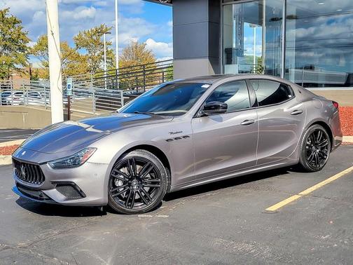 2022 Maserati Ghibli Modena