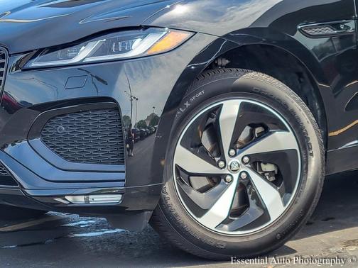 2024 Jaguar F-PACE P250 R-Dynamic S
