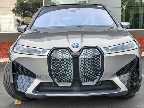 2024 BMW iX M60