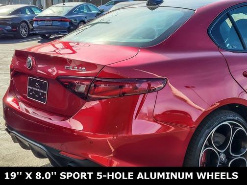 2022 Alfa Romeo Giulia Veloce