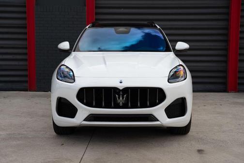 White 2023 Maserati Grecale GT