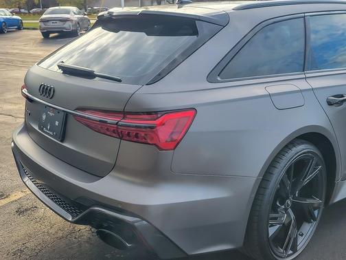 2023 Audi RS 6 Avant 4.0T quattro