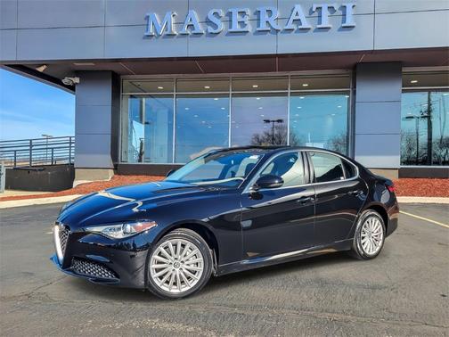 2021 Alfa Romeo Giulia Base
