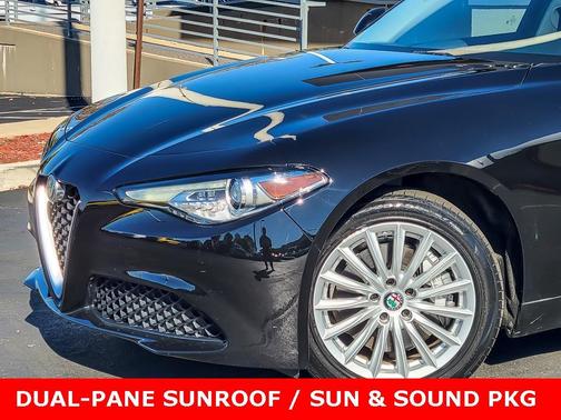 2021 Alfa Romeo Giulia Base