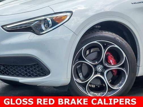 2022 Alfa Romeo Stelvio Veloce