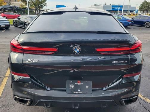 2023 BMW X6 xDrive40i