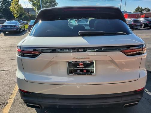 2020 Porsche Cayenne Base