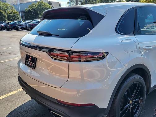 2020 Porsche Cayenne Base