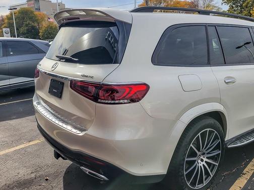 2022 Mercedes-Benz GLS 450 4MATIC