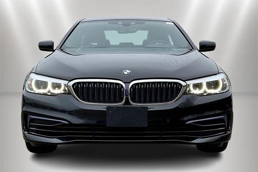 Black Sapphire Metallic 2019 BMW 530e xDrive iPerformance