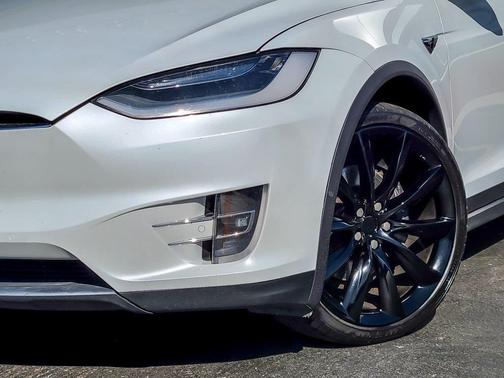2019 Tesla Model X 100D