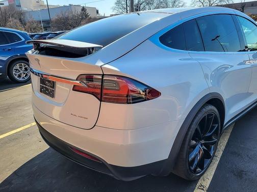 2019 Tesla Model X 100D