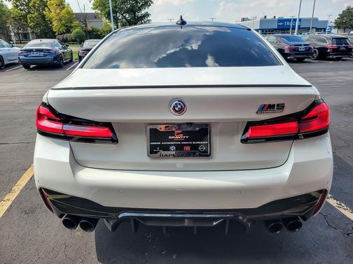 2023 BMW M5 Base