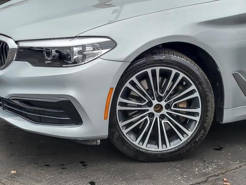 2019 BMW 530 i xDrive