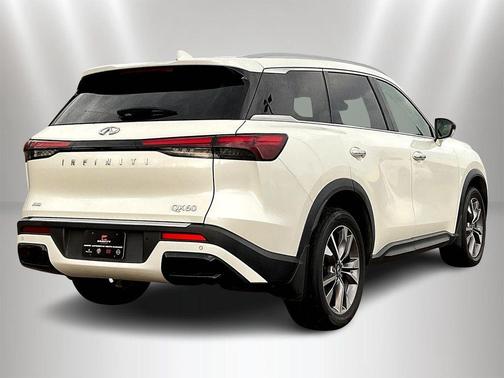 Majestic White 2023 INFINITI QX60 Luxe