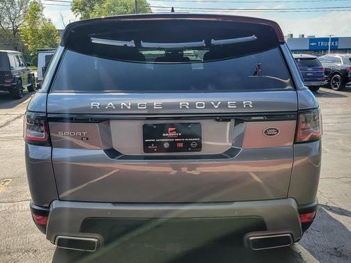 2020 Land Rover Range Rover Sport SE