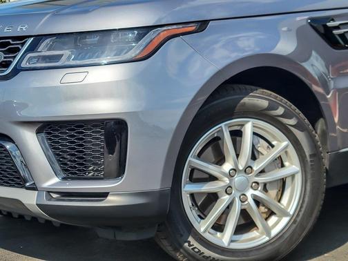 2020 Land Rover Range Rover Sport SE