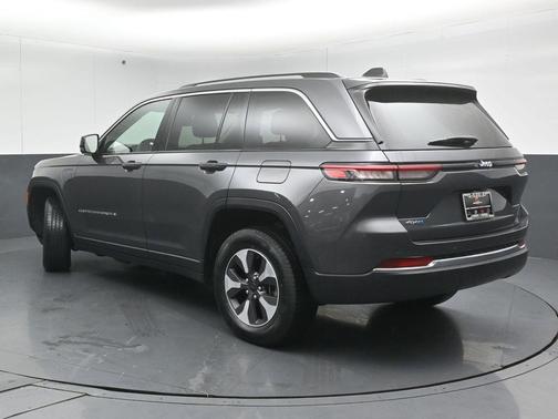 2022 Jeep Grand Cherokee 4xe Base