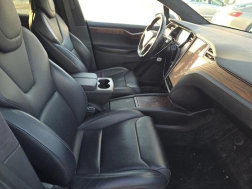 2018 Tesla Model X 75D