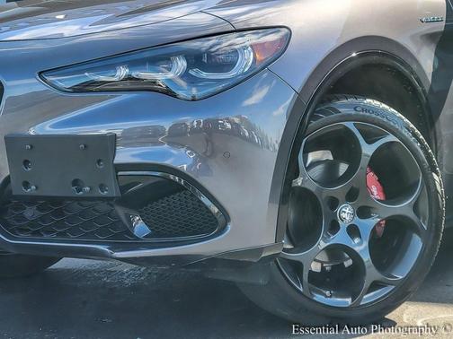 2024 Alfa Romeo Stelvio Veloce