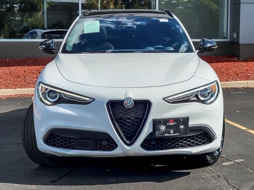 2022 Alfa Romeo Stelvio Veloce