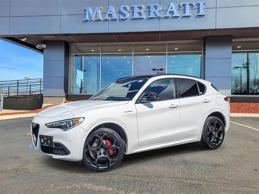 2022 Alfa Romeo Stelvio Veloce