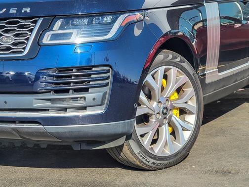 2020 Land Rover Range Rover P525 HSE