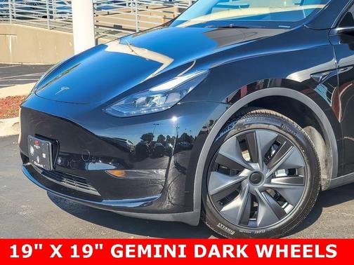 2025 Tesla Model Y Long Range