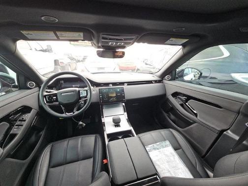 2024 Land Rover Range Rover Evoque Core S