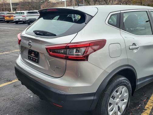 2020 Nissan Rogue Sport S