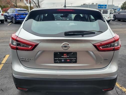2020 Nissan Rogue Sport S