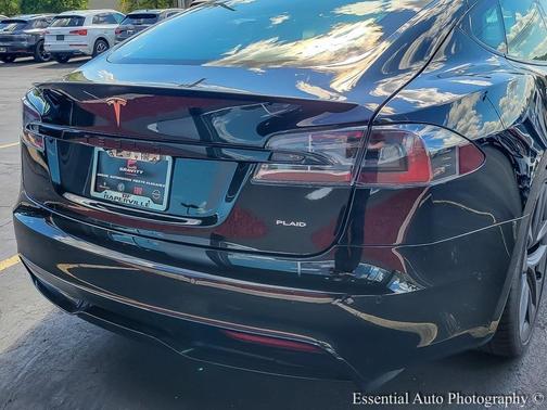 2021 Tesla Model S Plaid