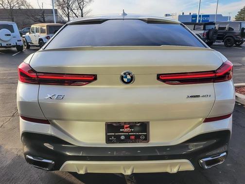 2023 BMW X6 xDrive40i