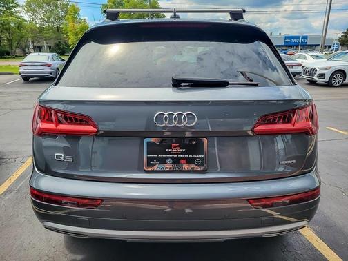 2020 Audi Q5 45 Prestige