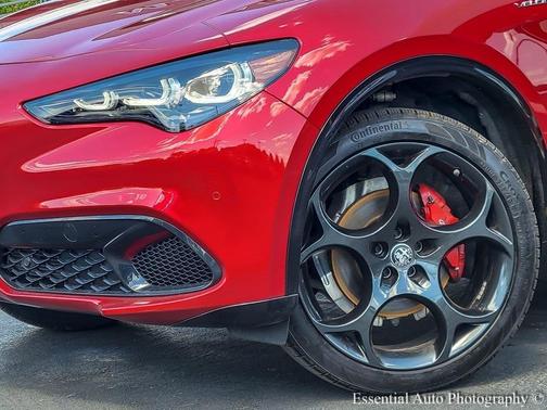 2024 Alfa Romeo Stelvio Veloce