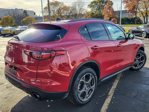 2022 Alfa Romeo Stelvio Sprint