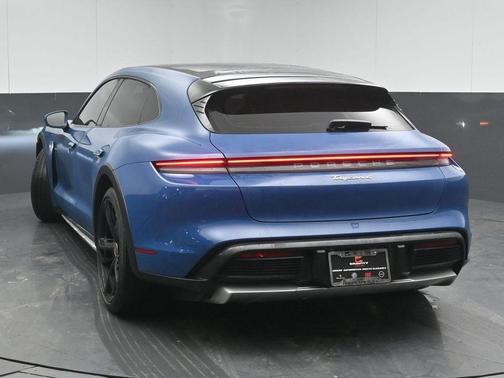 2024 Porsche Taycan 4
