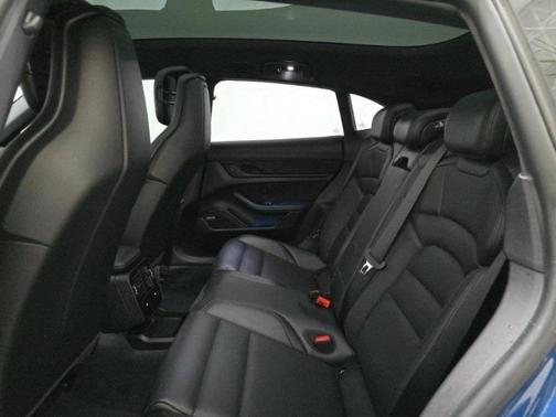 2024 Porsche Taycan 4