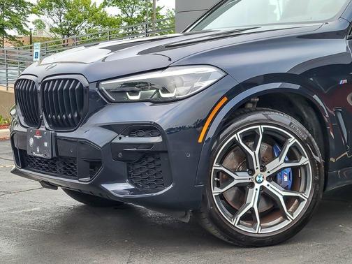 2022 BMW X5 M50i