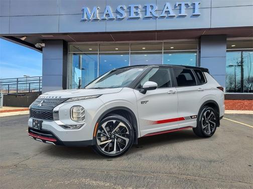 2024 Mitsubishi Outlander PHEV SE