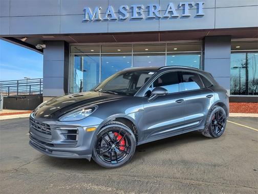 2022 Porsche Macan S