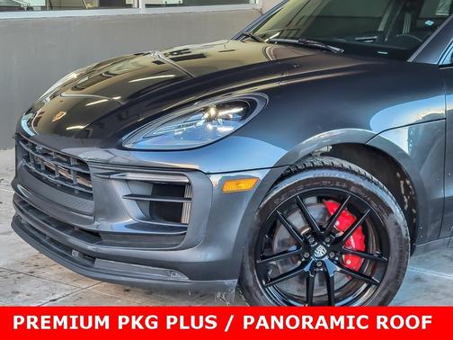 2022 Porsche Macan S