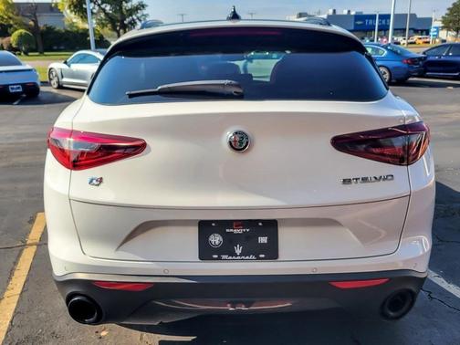 2022 Alfa Romeo Stelvio Sprint
