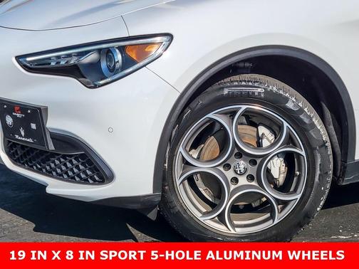 2022 Alfa Romeo Stelvio Sprint